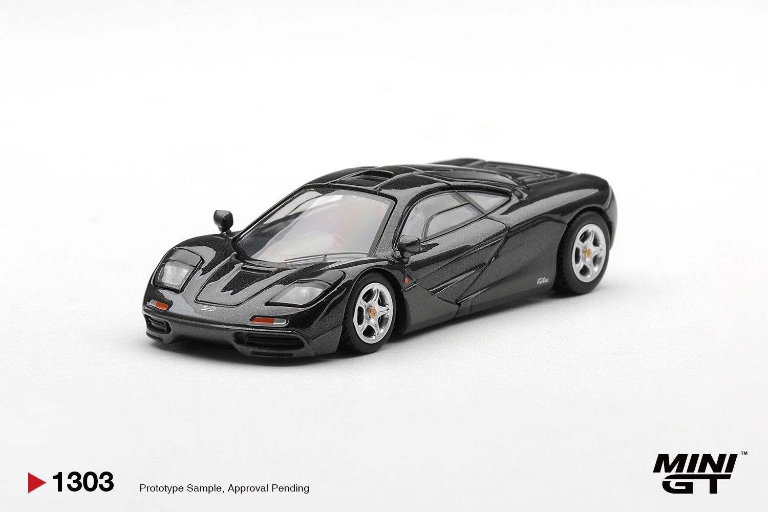 Kids Toys Cars - MINIGT 1/64 McLaren F1 Niebiesko-Czarny Metaliczny